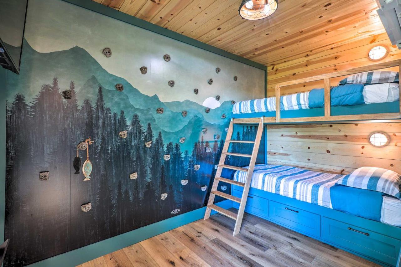 Вилла Colorful Golden Getaway With Panoramic Views! Экстерьер фото